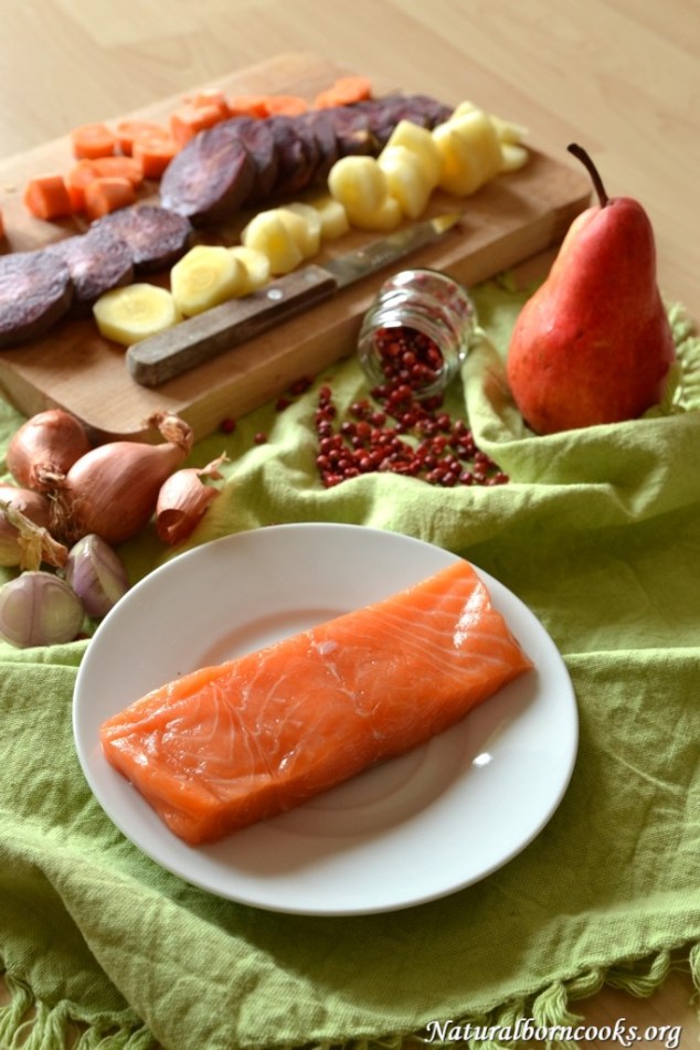 pavè_salmone_vellutata_pera_pepe_rosa_crudo