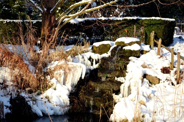 cascata_neve_ghiaccio