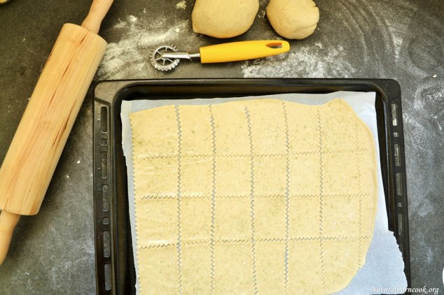 crunchy_vegan_crackers